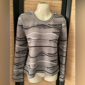 Made in Denmark cropped sweater Sz M EUC knit pullover